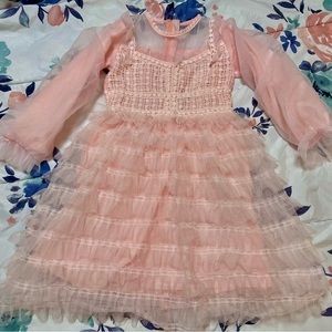 Holiday, Soft pink dress